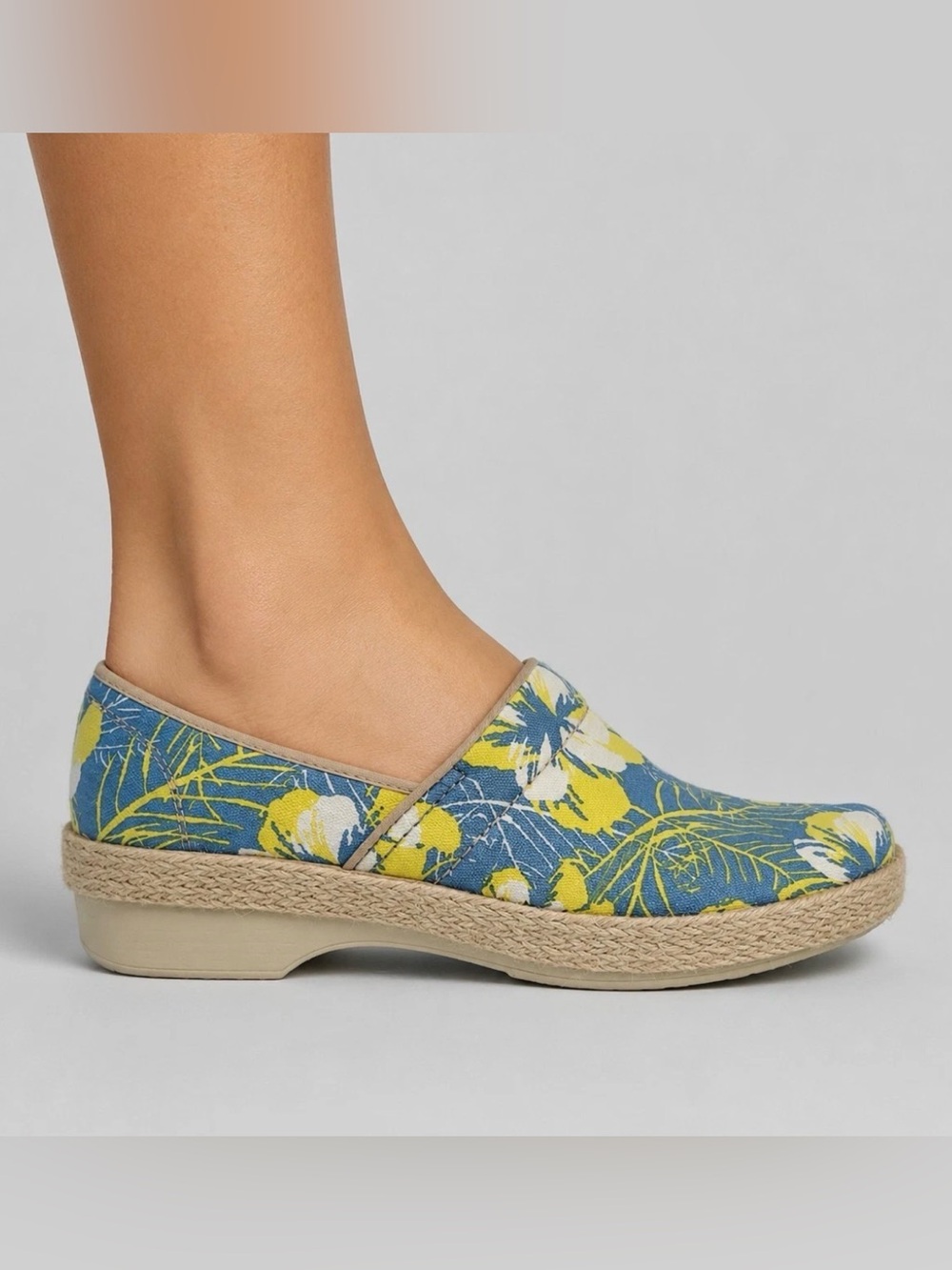 Dansko Clogs Women 38 Victoria Tahiti Tropical Floral Espadrille Slip On Wedge